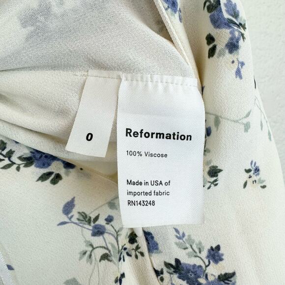Reformation Meredith Maxi Dress in White Blue Floral Madeline Print - Picture 12 of 12